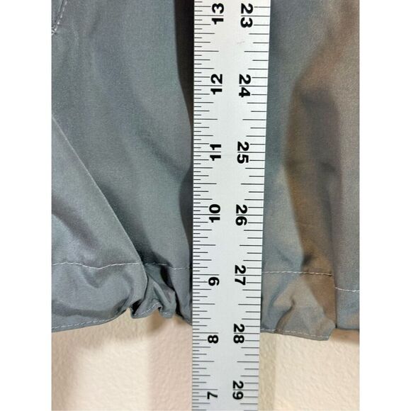 NWOT Universal Studios Wizarding World of Harry Potter Gryffindor Windbreaker S - Picture 8 of 10